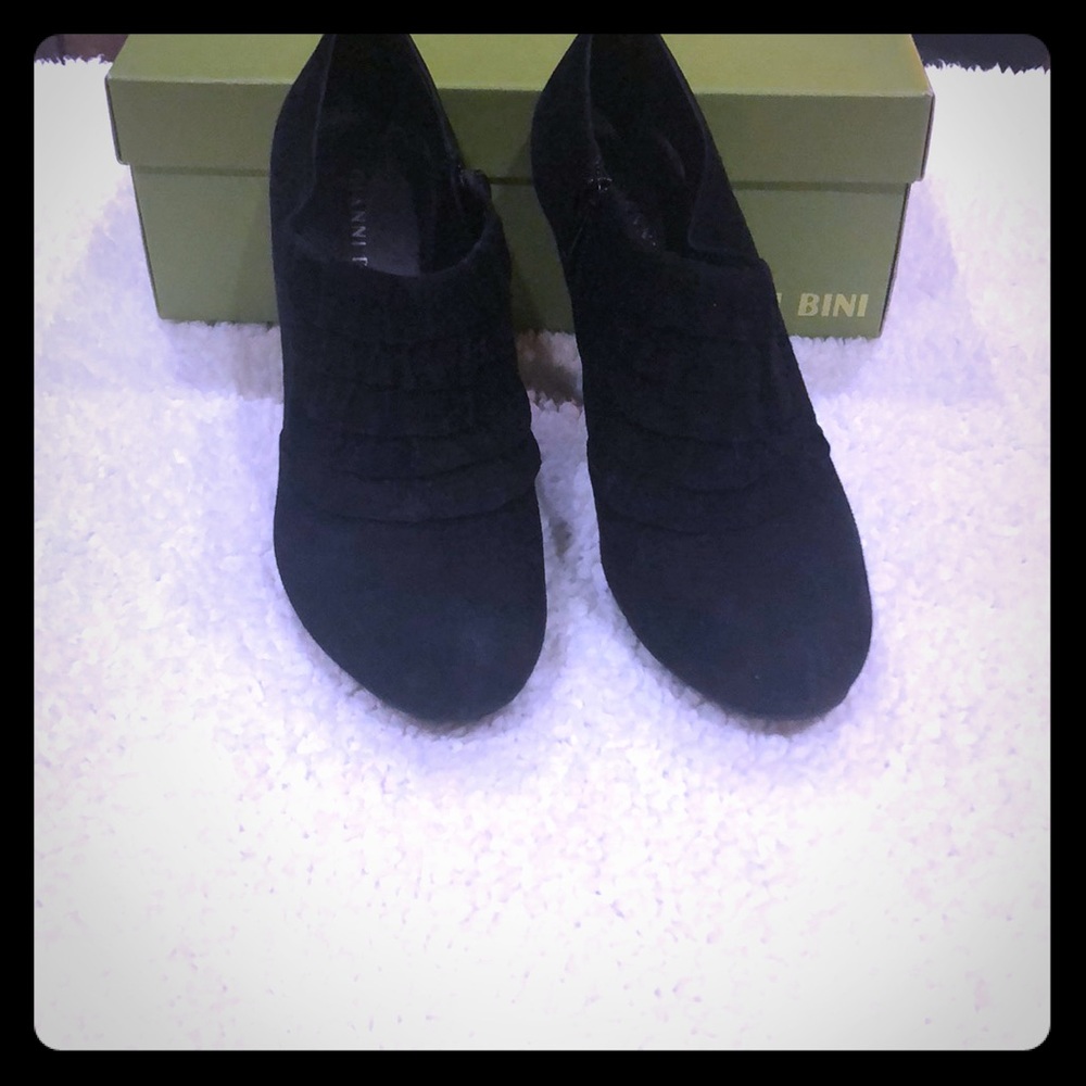 Gianni Bini suede bootie heels